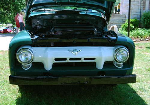 There is also great information and 1954 Ford Truck Parts at F100Central.com 